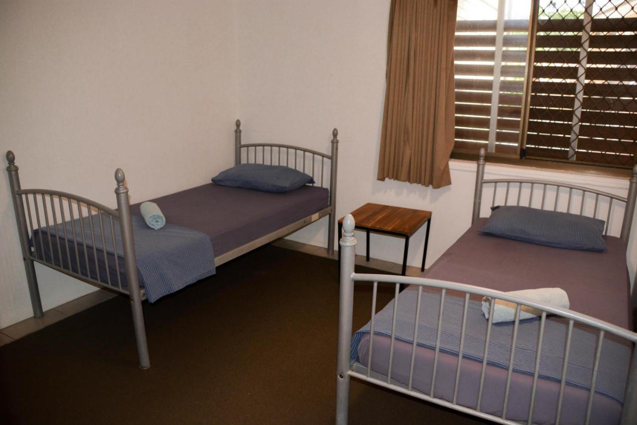 Maxmee Backpackers Resort Χρυσή Ακτή Εξωτερικό φωτογραφία
