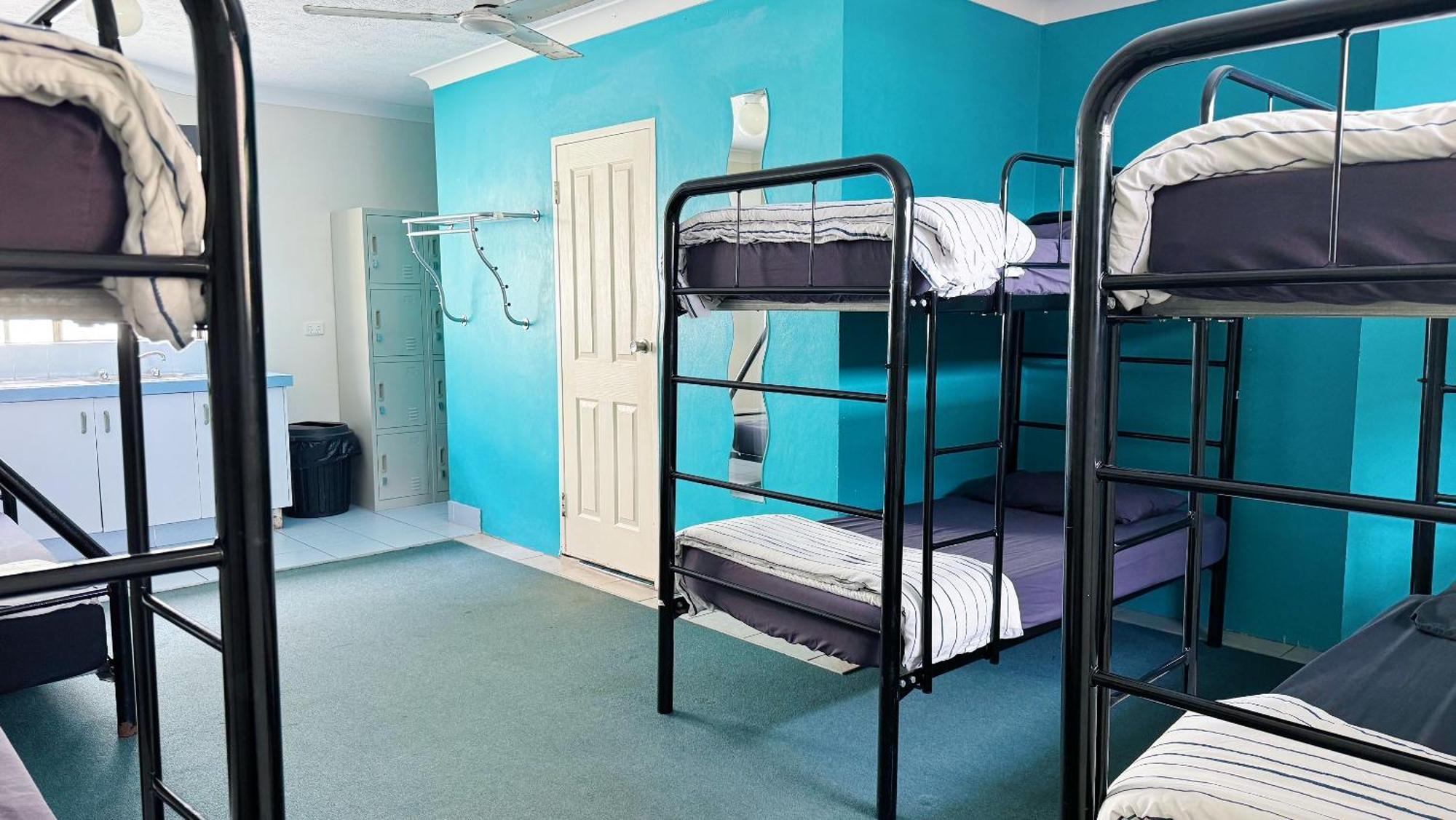 Maxmee Backpackers Resort Χρυσή Ακτή Εξωτερικό φωτογραφία