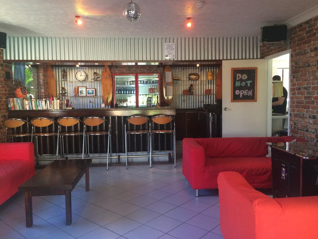 Maxmee Backpackers Resort Χρυσή Ακτή Εξωτερικό φωτογραφία