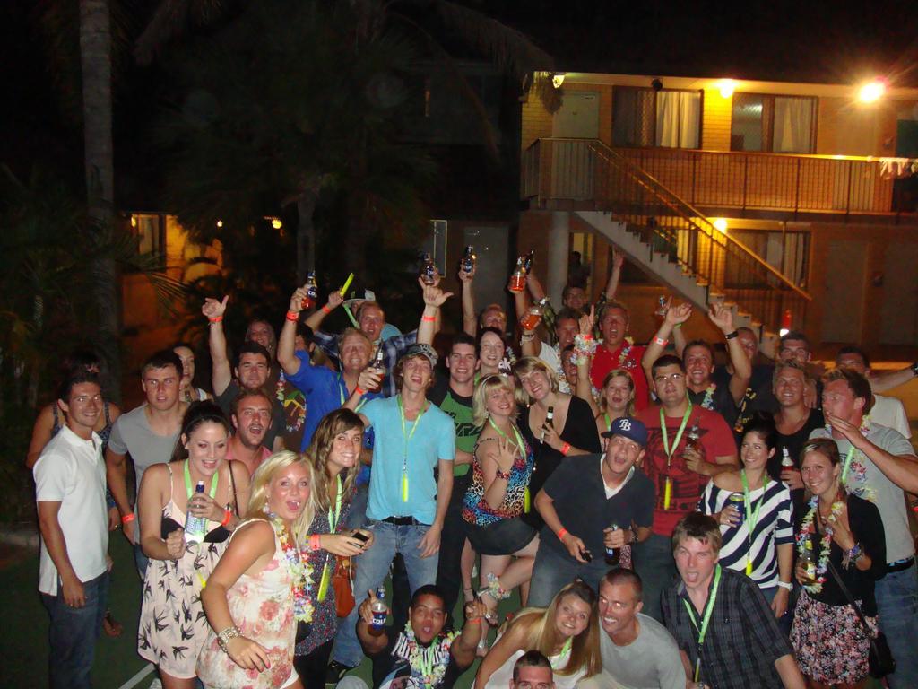 Maxmee Backpackers Resort Χρυσή Ακτή Εξωτερικό φωτογραφία